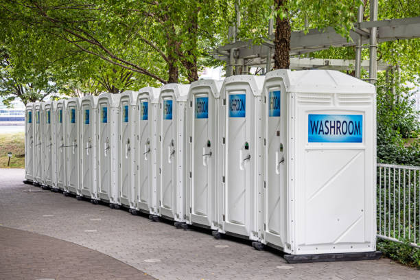 Best High-end porta potty rental  in Veedersburg, IN