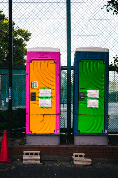 Best Emergency porta potty rental  in Veedersburg, IN